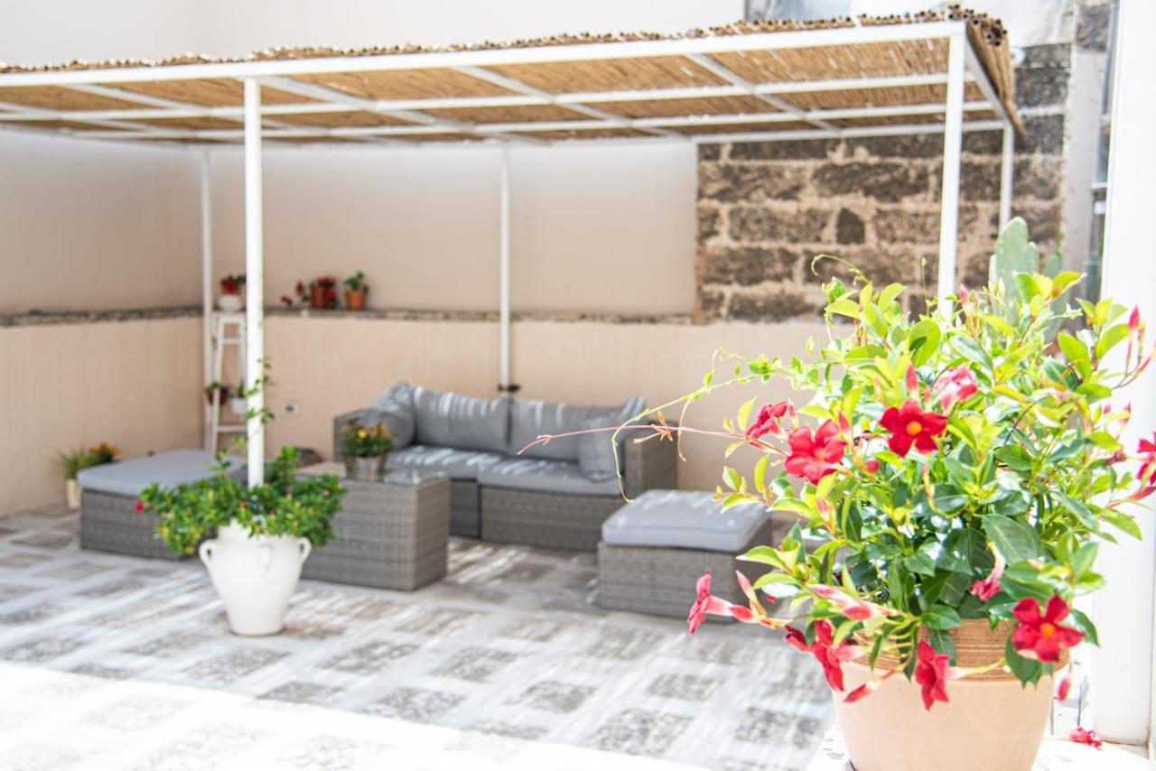 Palazzo Garibaldi - Luxury Suites Galatina Luaran gambar