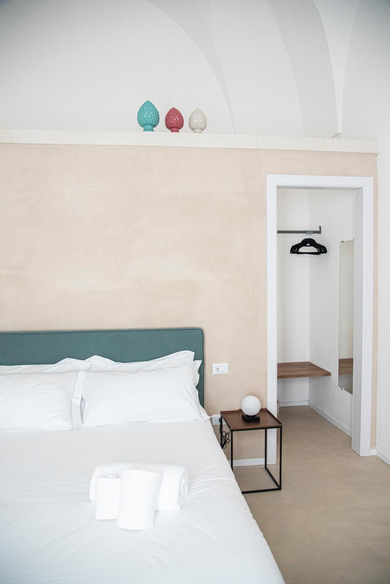 Palazzo Garibaldi - Luxury Suites Galatina Bilik gambar